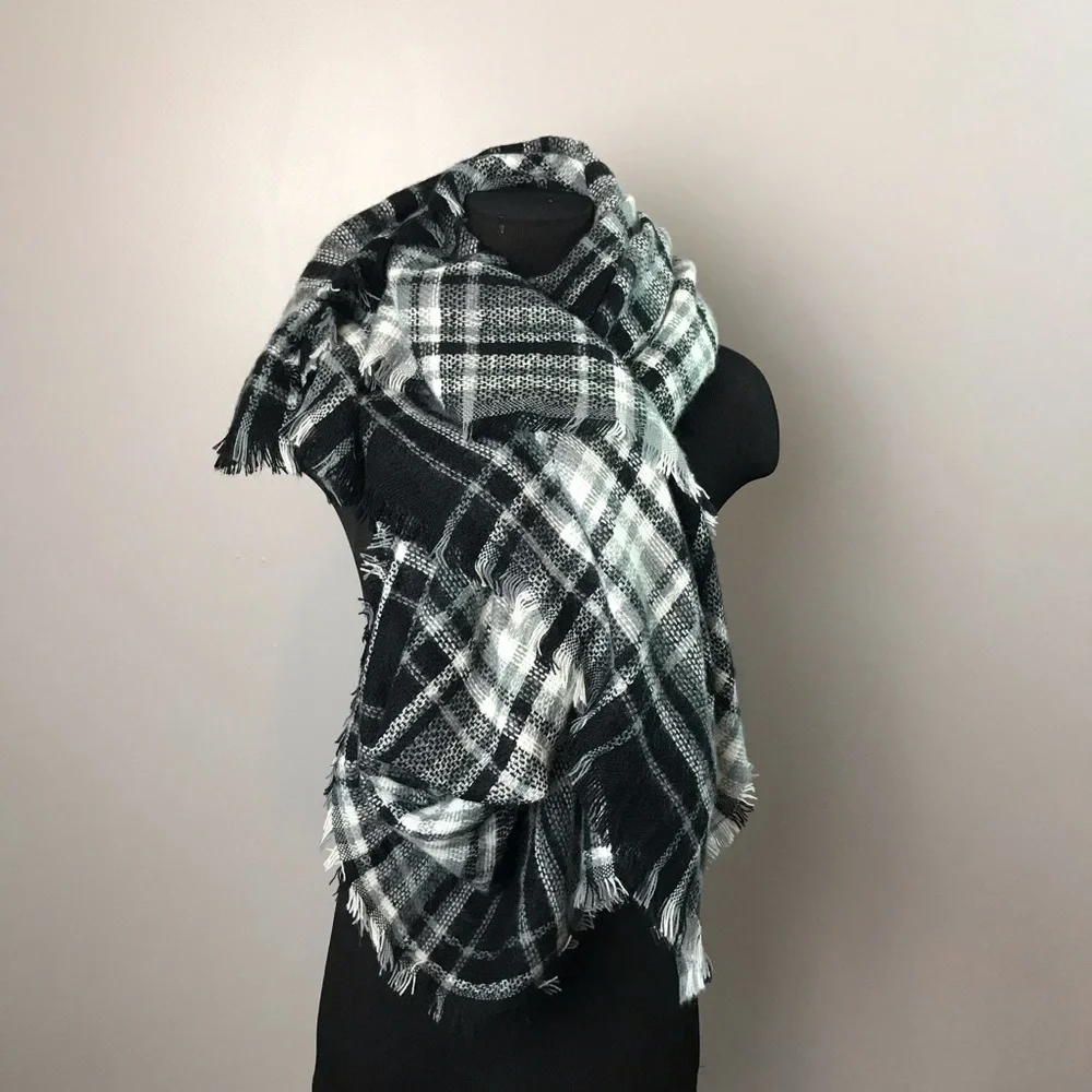 !! Plaid blanket scarf